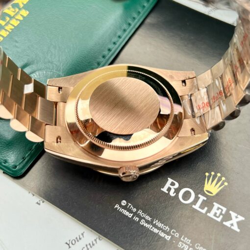 Rolex Day-Date 40 228235 Gold Filled 18k with 150 gram weight green dial - Image 6