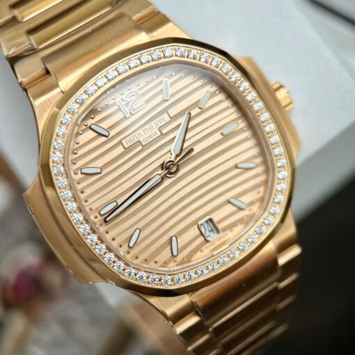 Patek Philippe Nautilus 7118/1R-010 18k gold filled from the 3k factory with yellow dial - Image 6