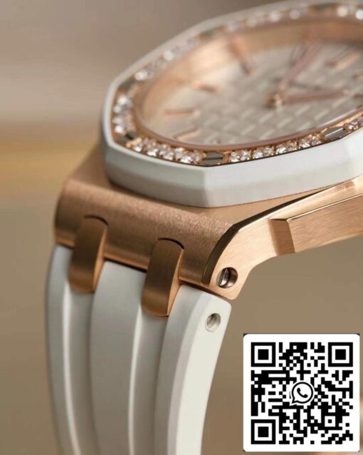 Audemars Piguet Royal Oak Offshore 67540OK.ZZ.A010CA.01 - Mounted with 32 diamonds - Imagen 8