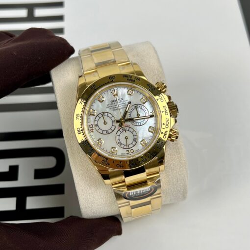 Replica Rolex Cosmograph Daytona 40mm Yellow Gold Mother of Pearl Diamond Dial 116528 - Image 10