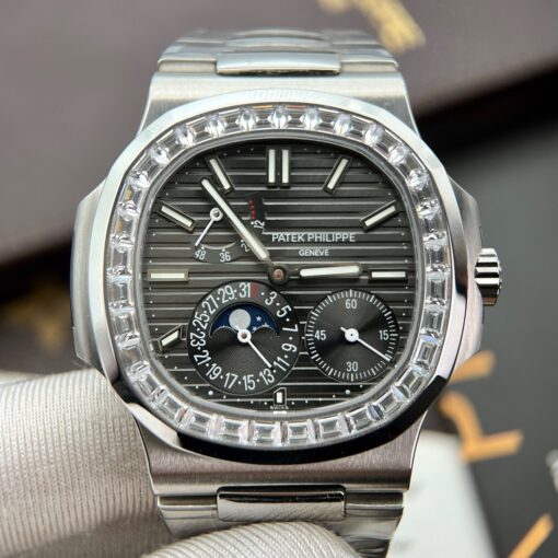 Patek Philippe Nautilus 5712GR 1:1 Best Edition GR Factory Grey Dial - Image 10