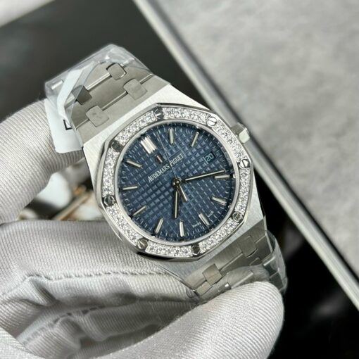 Audemars Piguet Royal Oak 67651IP.ZZ.1261IP.01 1:1 Best Edition ZF Factory Blue Dial Moissanite bezel