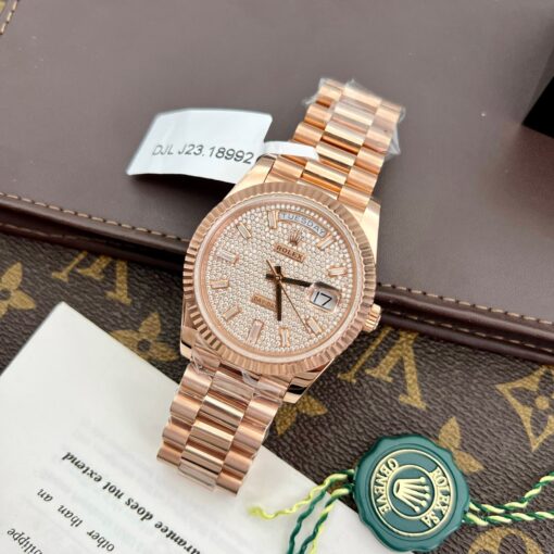 Rolex Day Date m228235-0036 custom 18k Everose Gold 1:1 best edition GM Factory Moissanite dial — изображение 2