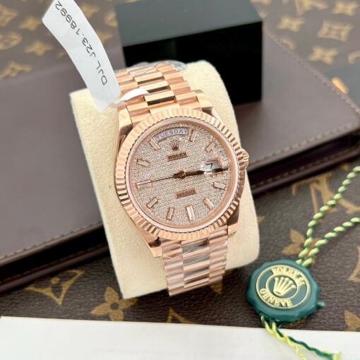 Rolex Day Date m228235-0036 custom 18k Everose Gold 1:1 best edition GM Factory Moissanite dial — изображение 5