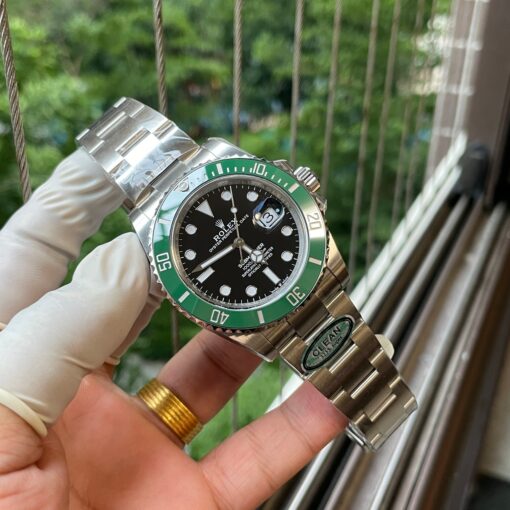 Rolex Submariner M126610LV-0002 Kermit 41MM 3235 movement Clean Factory Green Bezel - Image 2