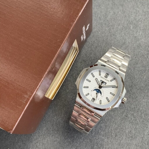 Patek Philippe Nautilus 5726 1:1 Best Edition GR Factory V3 White Dial Stainless Steel - Imagen 9